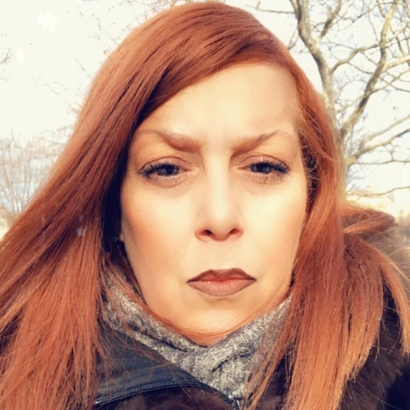 Meet your Posher, Pamela - Picture 2 of 4